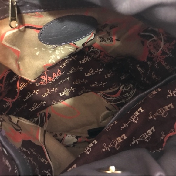 Le Bulga Lavender Ruffle Hobo Leather Shoulder Bag Made In Italy - Picture 8 of 16